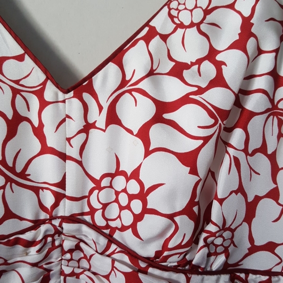Ann Taylor Petites Red & Ivory Floral Surplice 12P Silk Dress - Picture 5 of 9